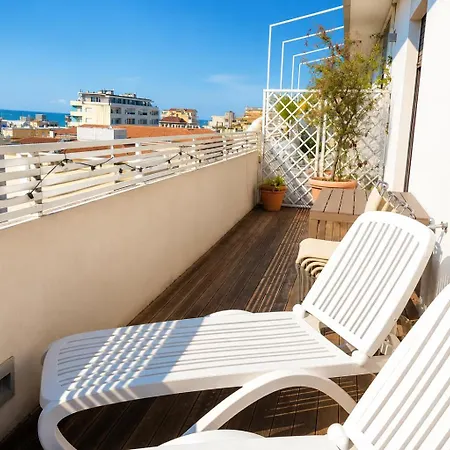 Apartment Sea Front Luxury Corso Umberto Pescara