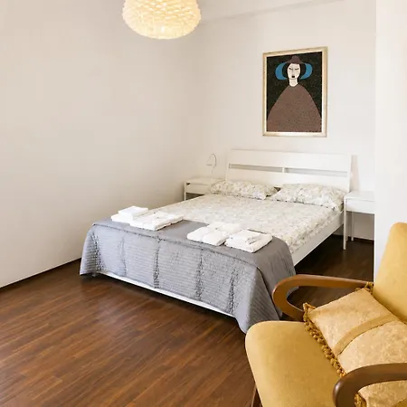 Sea Front Luxury Corso Umberto Apartment Pescara